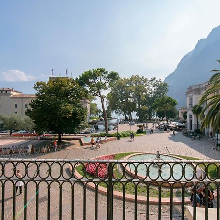 Residenza Rocca Del Lago - Happy Rentals Рива-дель-Гарда Экстерьер фото